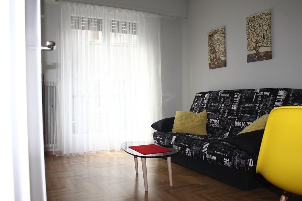 Cheery Apartment In The Center Of أثينا المظهر الخارجي الصورة