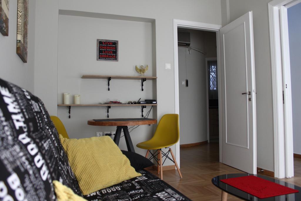 Cheery Apartment In The Center Of أثينا المظهر الخارجي الصورة