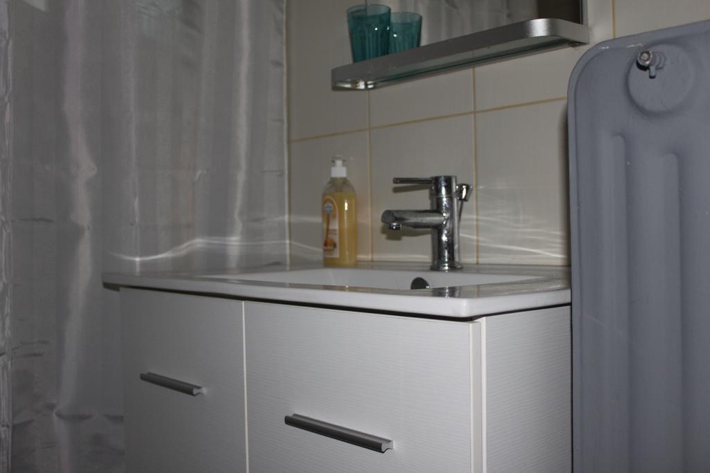 Cheery Apartment In The Center Of أثينا المظهر الخارجي الصورة